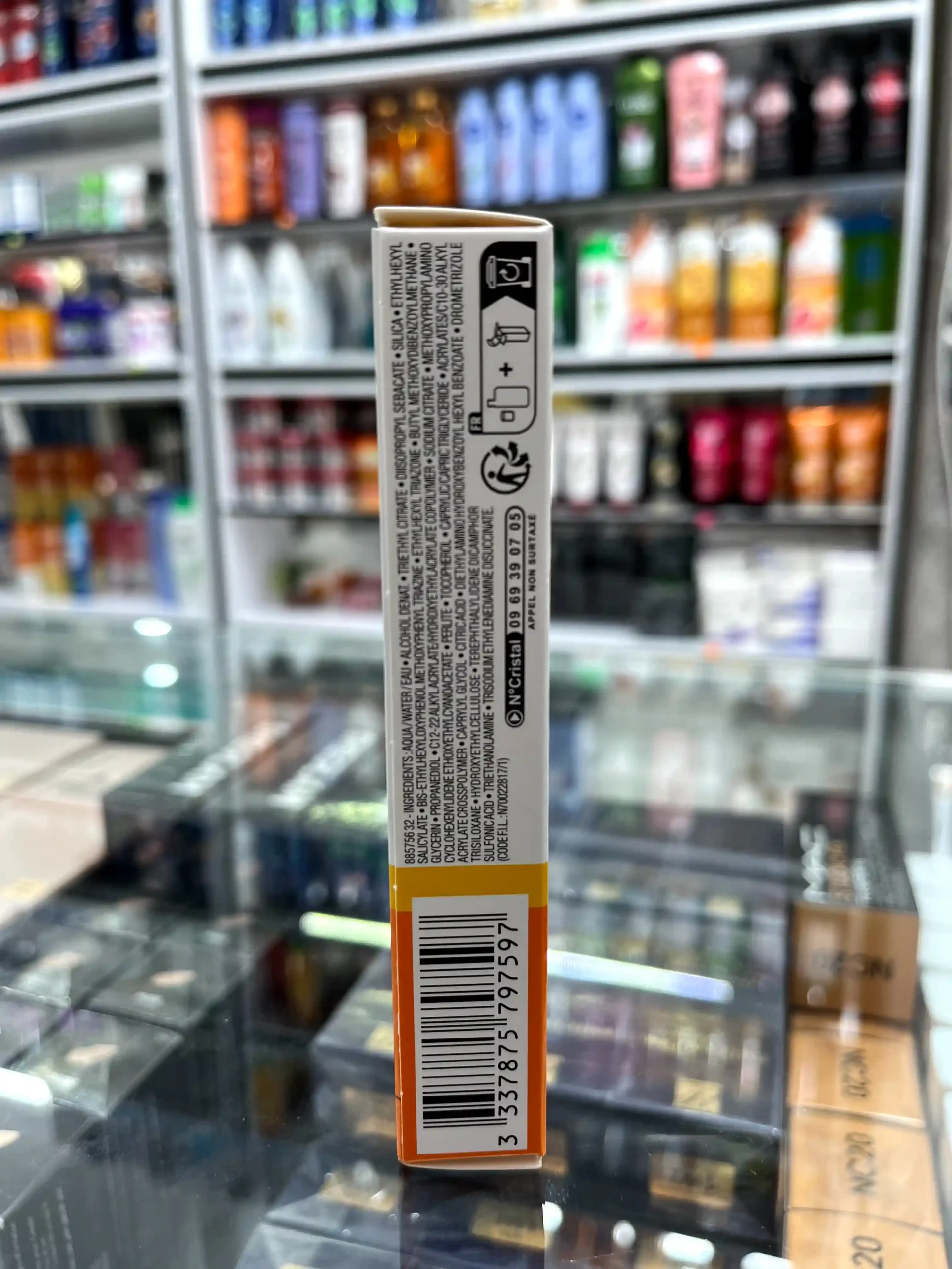 کرم ضد آفتاب لاروش پوزای مدل آنتلیوس یووی مون ۴۰۰ SPF 50+ حجم ۵۰ میلی لیتر - تصویر 2