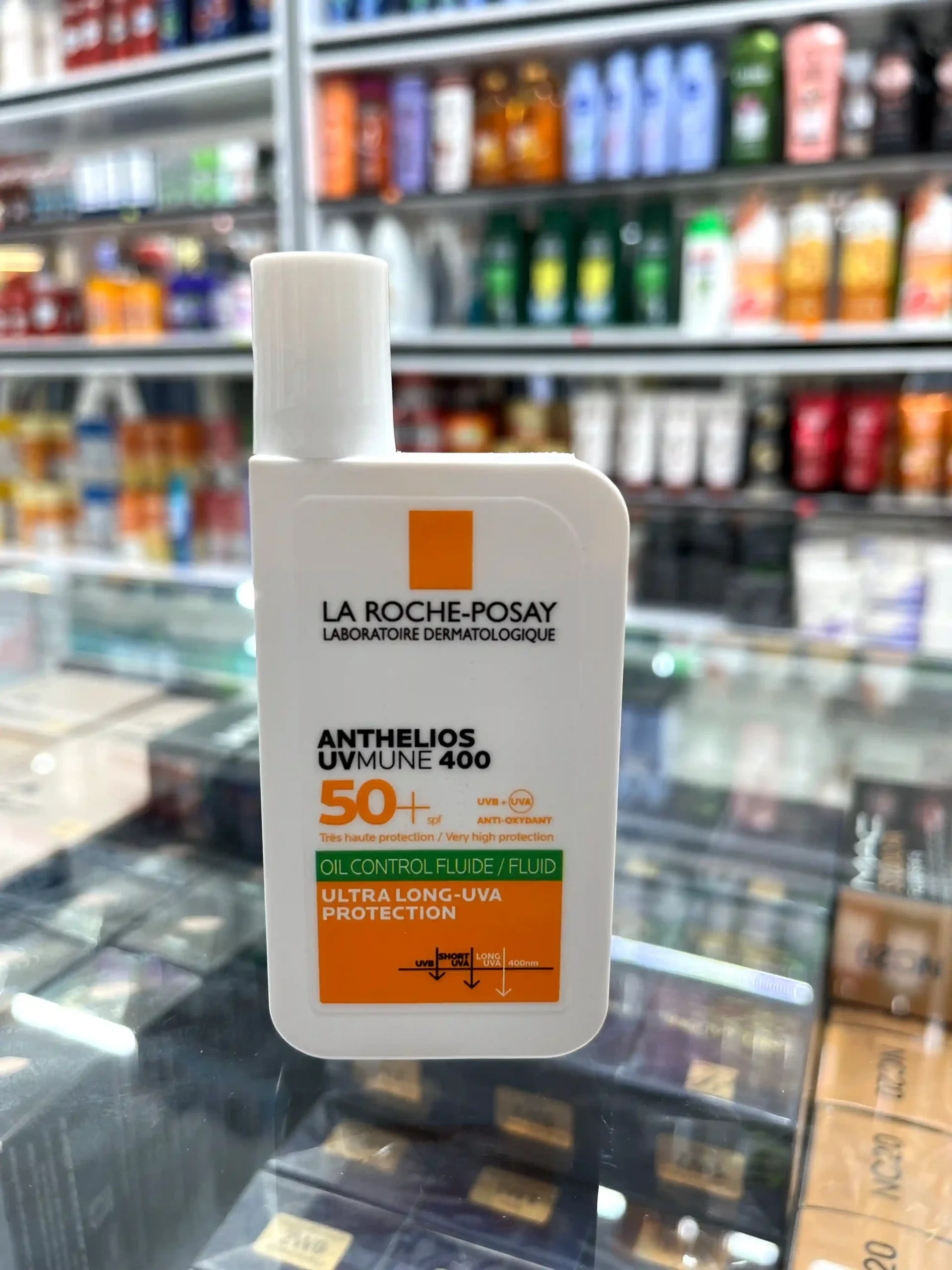 ضد آفتاب بی رنگ لاروش پوزای La Roche Posay مخصوص پوست چرب 50میل - تصویر 5